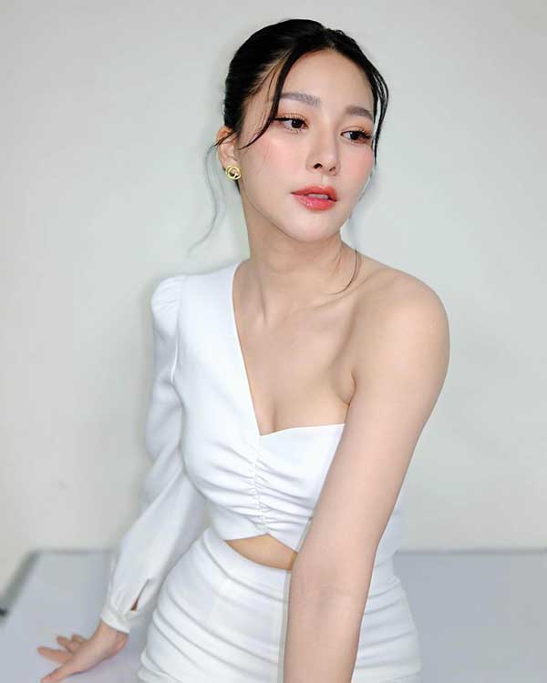 Junji น้อง จันจิ เปิดวาร์ป สาวสวย นักแสดง ศิลปิน เซ็กซี่ สุดแซ่บ 18+ 24