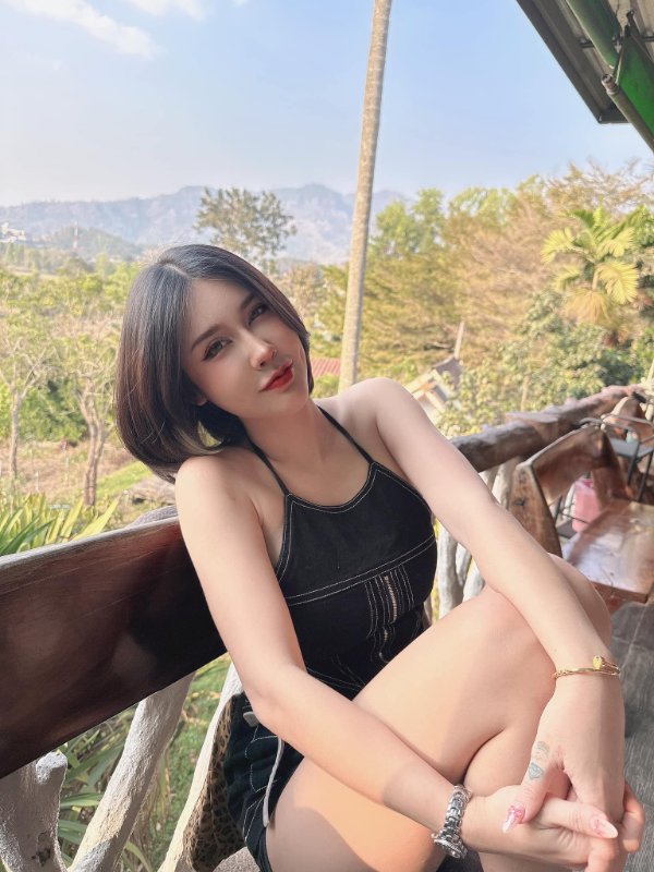 pattiie z แจกวาร์ป นางแบบ พริตตี้ น้อง แพตตี้ สวยแซ่บ เซ็กซี่ นมโต 18+ 4