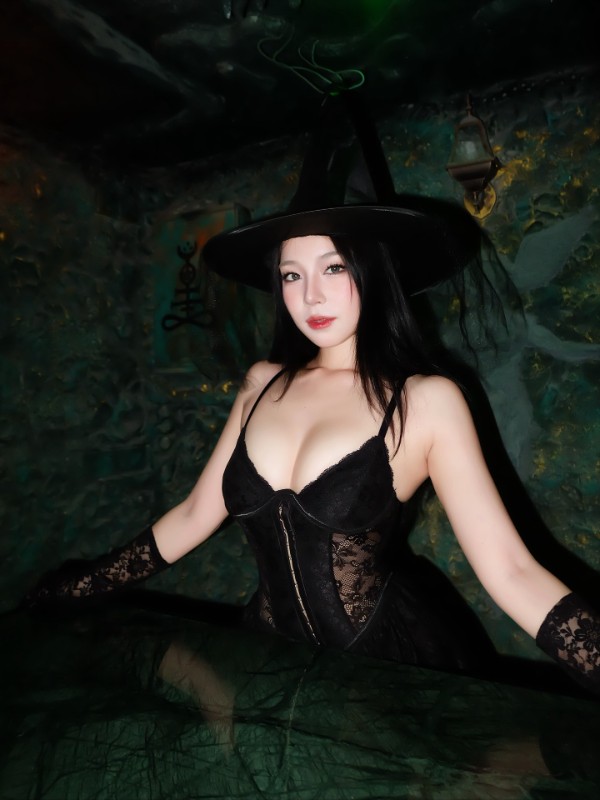 Kamonchat 2