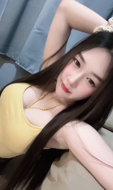 Thanaporn Baotong น้อง ธนาพร สาวน้อย ไอดอล ถ่ายแบบ เซ็กซี่ 18+ 1