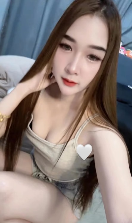 Thanaporn Baotong น้อง ธนาพร สาวน้อย ไอดอล ถ่ายแบบ เซ็กซี่ 18+ 20