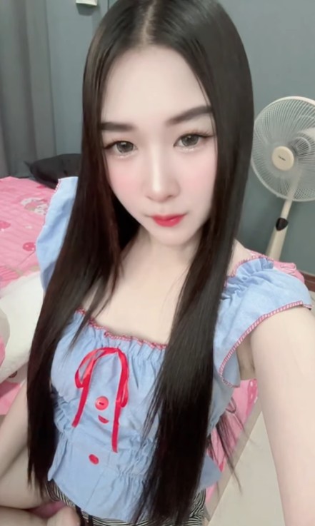 Thanaporn Baotong น้อง ธนาพร สาวน้อย ไอดอล ถ่ายแบบ เซ็กซี่ 18+ 22