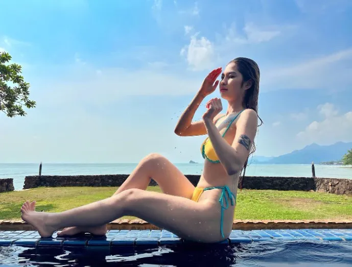 Mueylix หมวยลี่ แจกวาร์ป สาวสวย สุดแซ่บ OnlyFans VK 18 + 26