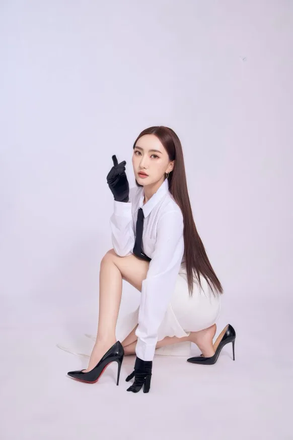 Junewanida วนิดา ลีฬหานันท์ คือใคร? ประวัติ ผลงาน และเส้นทางโซเชียลของจูน 49